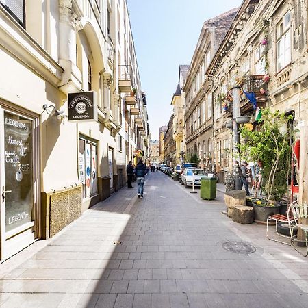 K10 - Kazinczy Street Heritage Suite - Best Location By Bqa Boedapest Buitenkant foto