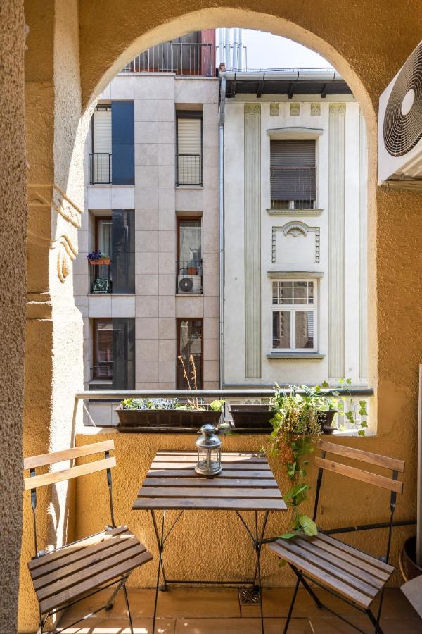 K10 - Kazinczy Street Heritage Suite - Best Location By Bqa Boedapest Buitenkant foto